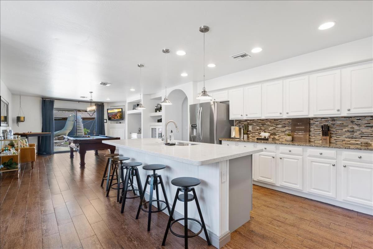 5 Bedroom 4 Bath Boutique Home Premium Location + Heated Pool Option Glendale Exterior foto